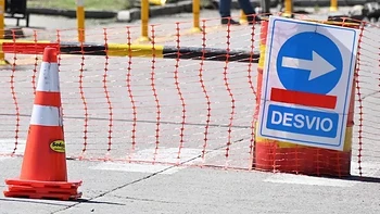 Obras de OSSE en Capital y Rivadavia: cortes de tránsito por renovación de cloacas y ampliación de red de agua