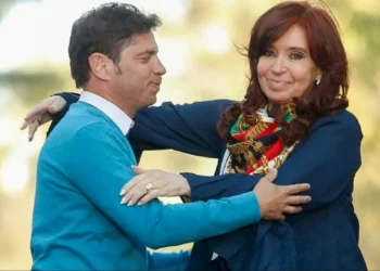 El fuerte guiño de Kicillof a Cristina Kirchner a cuatro años del atentado: «Sigue injustamente detenida y el ataque continúa impune»