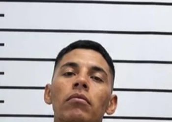 Cayó un peligroso prófugo en San Juan y la Policía recuperó un insólito botín que tenía pedido de secuestro
