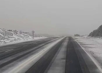 Temporal de invierno tardío: nevó en las sierras de Córdoba y cortaron el Camino de las Altas Cumbres