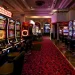 Advierten un desplome del 40% en la recaudación de los casinos físicos en San Juan: crisis del bolsillo y auge del juego online