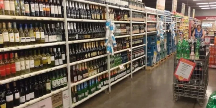 Impacto comercial en Rawson: confirman el cierre de la sucursal de Supermercados Vea en República del Líbano y Alvear