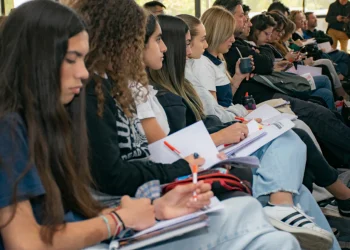 Récord histórico en la UNSJ: Ingeniería alcanzó los 1.020 ingresantes impulsada por el auge minero y proyecta nuevas aulas