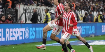 Estudiantes dio el golpe en Brasil: venció a Corinthians con gol agónico de Castro y penal errado por Depay para meterse en semifinales de la Copa Libertadores