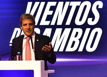 Presupuesto 2027: el Gobierno envió el proyecto al Congreso con previsión de 4% de crecimiento, inflación del 18% y dólar a $1.847