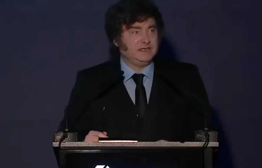 Envalentonado por el giro de Donald Trump, Javier Milei redobla la ofensiva por Malvinas y busca un «punto de inflexión» diplomático