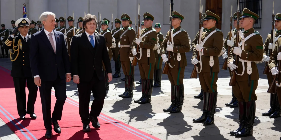 Cumbre bilateral en Santiago: Javier Milei se reunió con José Antonio Kast en el Palacio de La Moneda