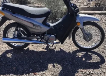 Tensión en Rivadavia: una mujer persiguió a los ladrones de su moto hasta el Barrio Nuevo Cuyo y la Policía logró recuperarla