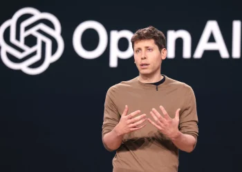La advertencia del CEO de OpenAI: “Hay dos formas en que el progreso de la Inteligencia Artificial podría salir muy mal”
