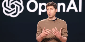 La advertencia del CEO de OpenAI: “Hay dos formas en que el progreso de la Inteligencia Artificial podría salir muy mal”