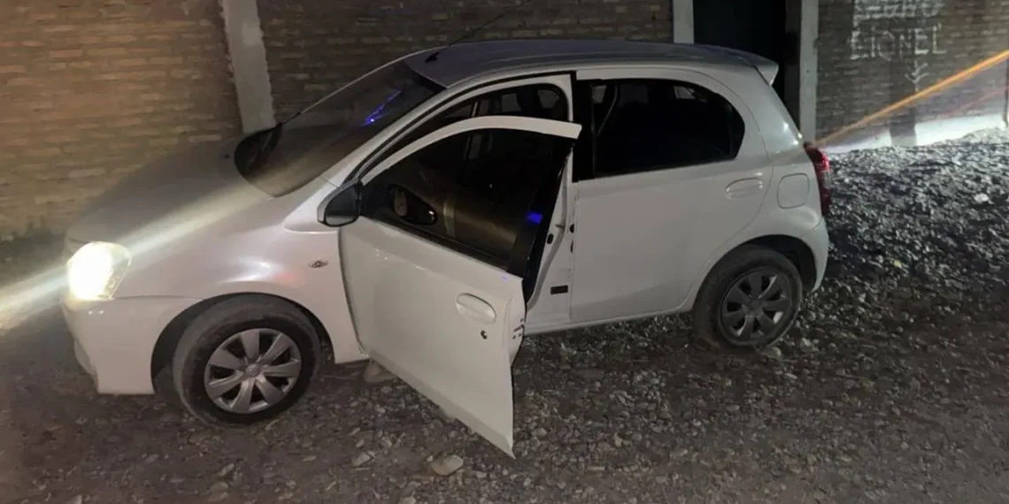 Persecución y detención en Chimbas: robaron un auto en Capital y los atraparon tras un escape por varios barrios