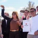 Desembarco de Orrego en Jáchal: entregó 53 viviendas, más de 800 netbooks y prometió una obra escolar histórica