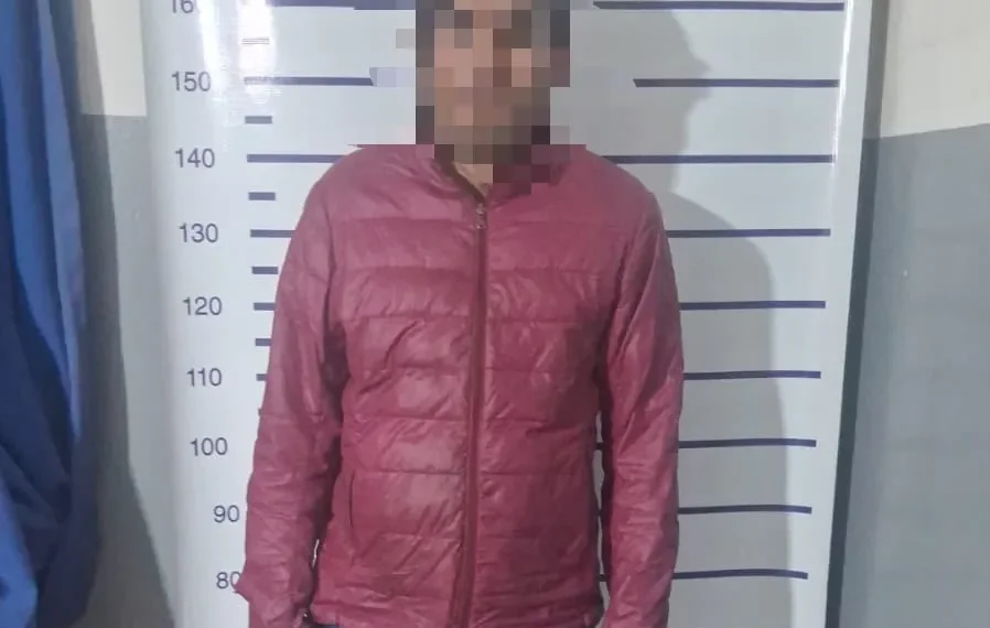 Violento asalto en Chimbas: patotearon a un adolescente de 16 años para robarle el celular y atacaron a piedrazos a su tío