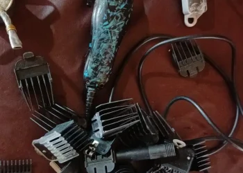 Cayó en Rawson el delincuente que desvalijó una barbería en Capital: lo identificaron por las cámaras y recuperaron el botín