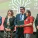 Inclusión digital: más de 2.700 alumnos de cuatro departamentos recibieron sus computadoras en el Centro de Convenciones