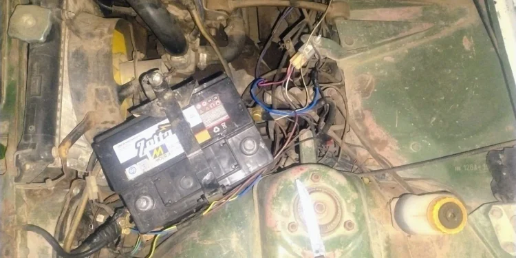 Sorprendido en Villa Maturano: cortó los cables para robar una batería, saqueó herramientas de una casa y cayó preso