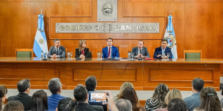 Alianza clave para la salud: la UCCuyo lanzará Odontología y sus estudiantes se formarán en hospitales y centros de salud de San Juan