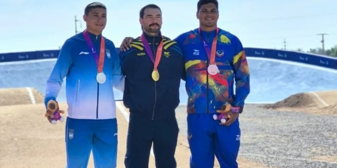 Otra alegría para San Juan «Chalo» Molina brilló en el BMX Racing y conquistó la medalla de plata en los Juegos Suramericanos 2026