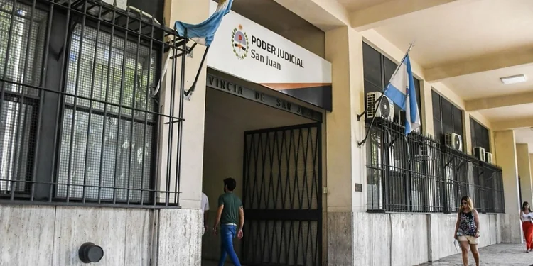 Horror en Rawson: condenaron a 10 años de prisión a una mujer por prostituir a su propia hija desde los 7 años
