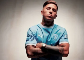 Enzo Fernández fue presentado como nuevo refuerzo del Manchester City: los números de una transferencia récord