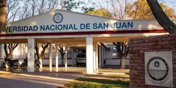Furor por estudiar Medicina gratis en la UNSJ: más de 1.000 inscriptos en tres días para ingresar a un cupo de 50 lugares