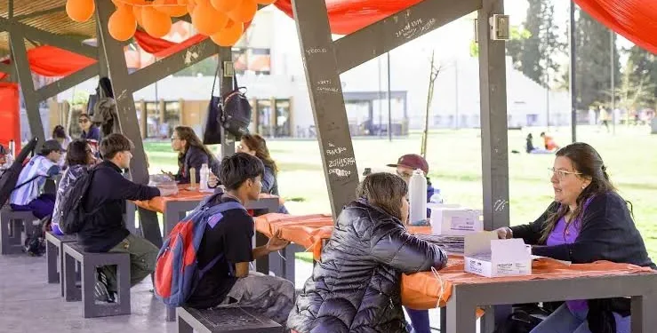 Prevención del suicidio en San Juan: el Ministerio de Educación interviene en 82 casos y lanza talleres en las escuelas