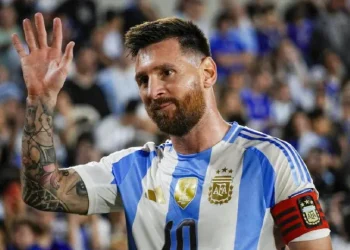 ¿La última función del Diez? La AFA planea un partido homenaje para despedir a Lionel Messi en el Monumental