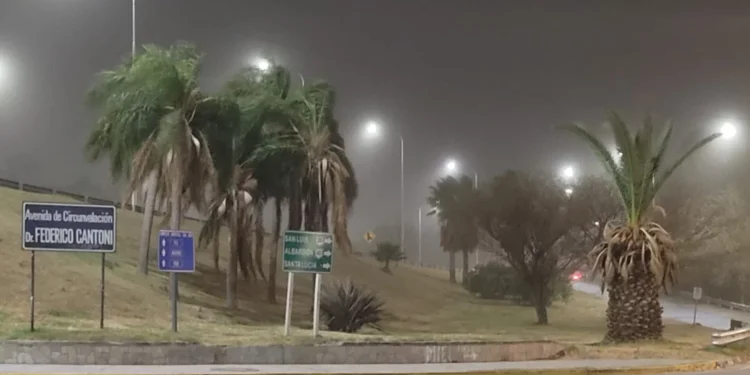Llegó el viento Sur con fuerza a San Juan: ráfagas superiores a los 60 km/h y marcado descenso térmico hacia el jueves