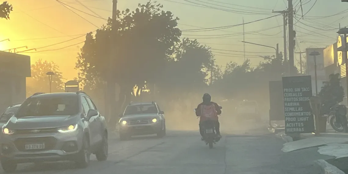 Alerta Meteorológica Oficial N° 41/26: Protección Civil advierte por nuevo descenso de Viento Zonda y extrema cuidados por incendios