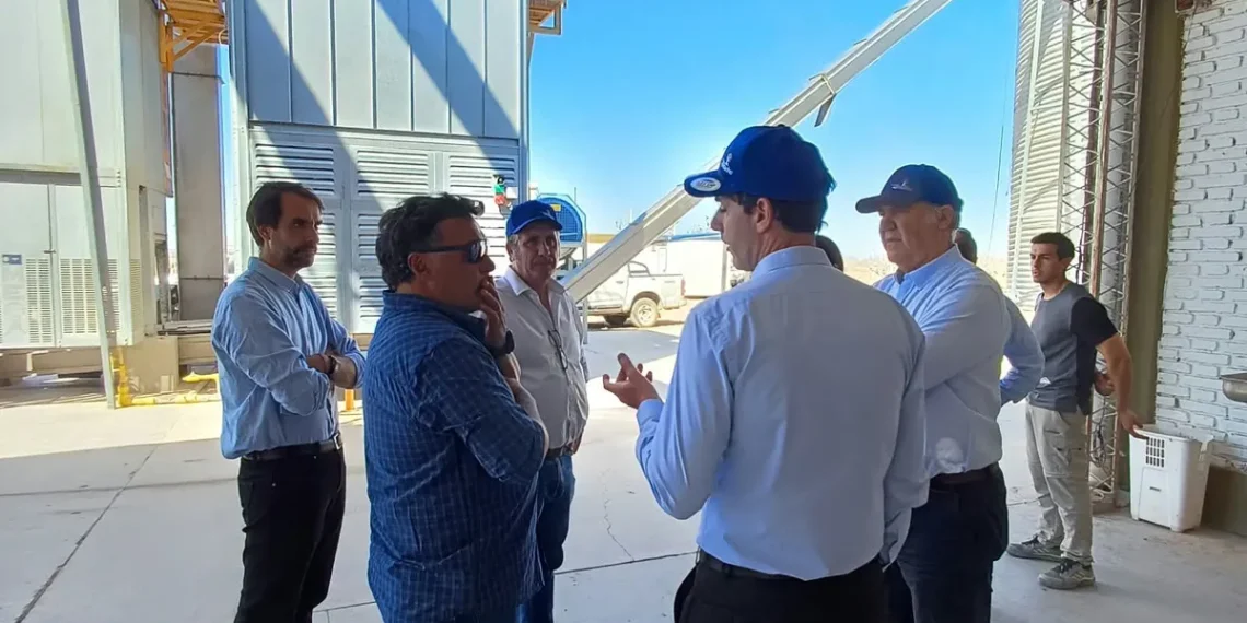 Funcionarios de Nación recorrieron emprendimientos productivos de uva, pistacho y pasas en San Juan