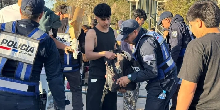 Operativo Primavera en el Parque de Mayo: 290 policías custodian el predio con retenes y control de alcoholemia