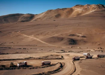 Proveedores mineros ante el desafío del cobre: Caprimsa pide previsibilidad a Vicuña e impulsa alianzas para ganar respaldo financiero