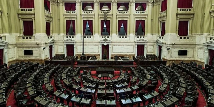 DNU 70 en la cuerda floja: la oposición va por el rechazo definitivo en Diputados y la Casa Rosada busca los votos de San Juan
