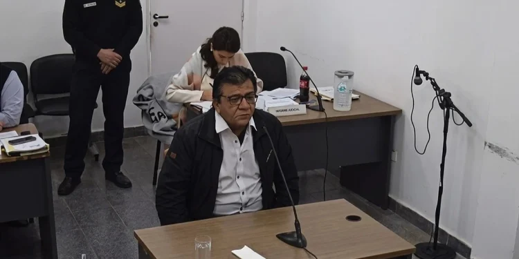 El ginecólogo Miguel Maza dejó el penal y cumplirá prisión preventiva domiciliaria: fue recibido con aplausos en Jáchal