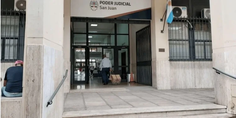 Acuerdo millonario en Tribunales: un arquitecto pagará 80.000 dólares para frenar una causa por estafa inmobiliaria
