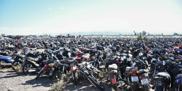 Modificación a la ley de chatarra: los autos y motos de depósitos judiciales aptos para circular saldrán a subasta pública