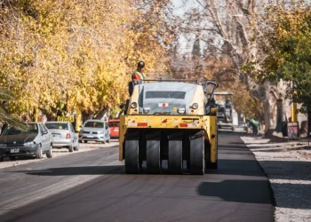 Atención conductores: continúa cortado el tránsito en avenida Alem por tareas de repavimentación