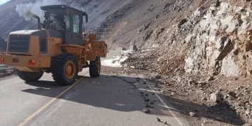 Fuerte temporal de nieve y viento blanco en alta cordillera: Vialidad Nacional suspendió el despeje en la Ruta 150 y el Paso Agua Negra sigue cerrado