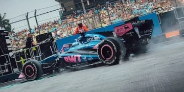 Colapinto se recuperó del trago amargo en la Sprint: superó el primer corte y avanzó a la Q2 en Singapur