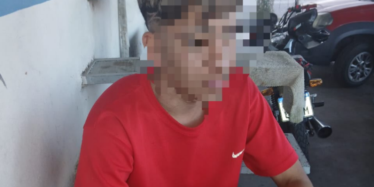 Buscaban a motochorros en el barrio La Estación y atraparon a un joven con tres pedidos de captura vigentes