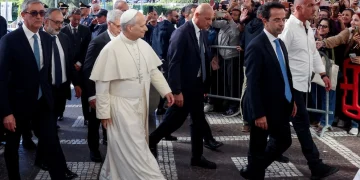 El Vaticano confirmó que el papa León XIV tiene cáncer de pulmón: fue operado con éxito para extirparle un tumor