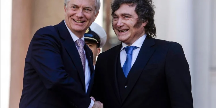 Tensión entre Argentina y Chile por Malvinas: el retorno del puente comercial marítimo desde Punta Arenas enciende alarmas diplomáticas