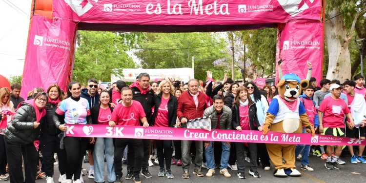​Más de 10.000 personas colmaron el Parque de Mayo en la Maratón de Concientización sobre el Cáncer de Mama