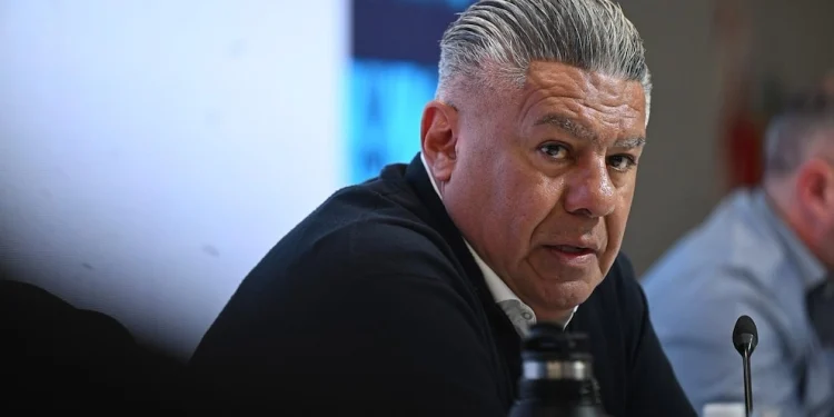 Causa AFA: con caución de $30 millones, «Chiqui» Tapia viajó a Suiza mientras investigan pagos de la FIFA