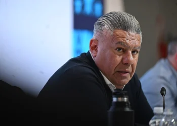 Enriquecimiento ilícito: piden un exhorto internacional a Suiza para investigar giros de la FIFA a cuentas de Claudio «Chiqui» Tapia