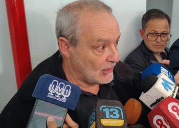 Tensión en la Subsecretaría de Trabajo: choferes de la UTA coparon la calle y los empresarios advierten que no tienen plata para pagar los sueldos