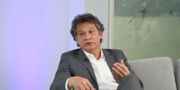 «Yo quiero mi pedazo»: Poliarquía advierte sobre el peligro de inflar expectativas mineras y define a la industria como «un adolescente en crisis de crecimiento»