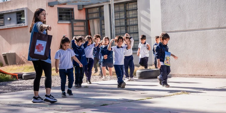 Simulacro sísmico histórico en San Juan: más de 243.000 alumnos participarán este viernes en 1.380 escuelas