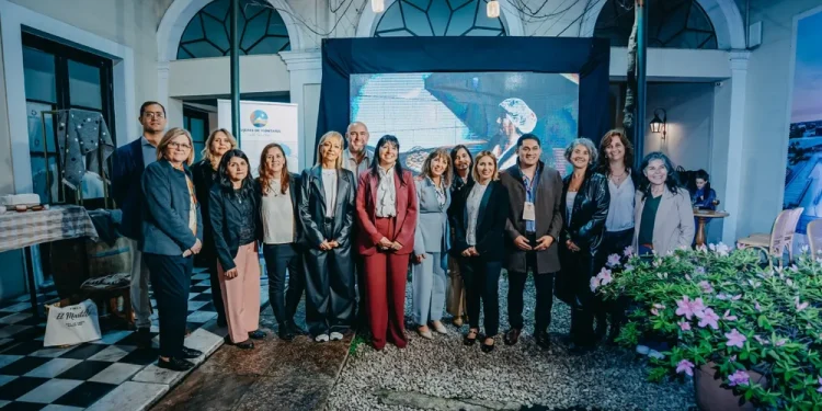 De la cordillera a la vidriera nacional: doce emprendedoras de Iglesia presentaron la ruta «Mujeres de Montaña» en la FIT