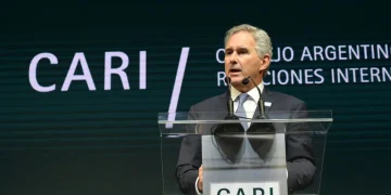 Frente al embajador británico, el canciller Quirno cuestionó la negativa de Londres a negociar la soberanía de Malvinas